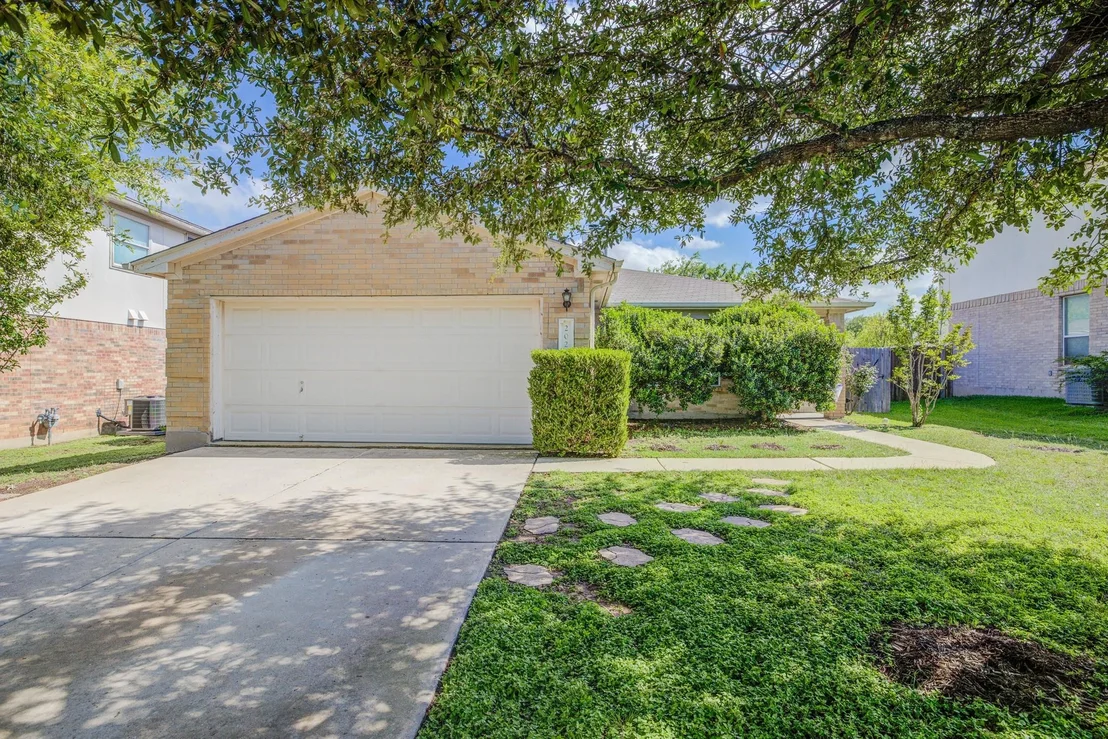 Photo of 202 McCarthur DR