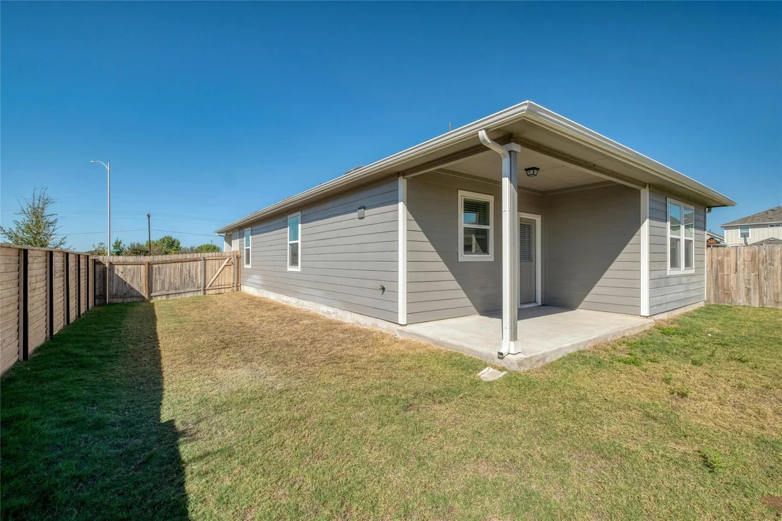 Photo of 12101 CORSICANA TRL