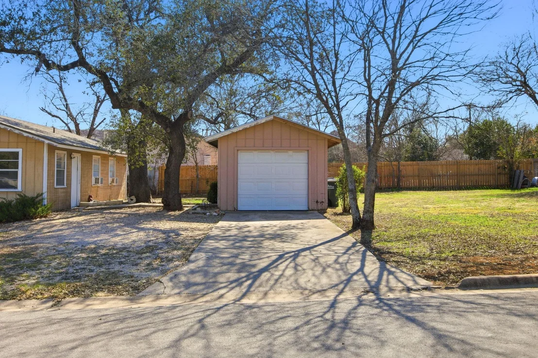 Photo of 202 Forest ST