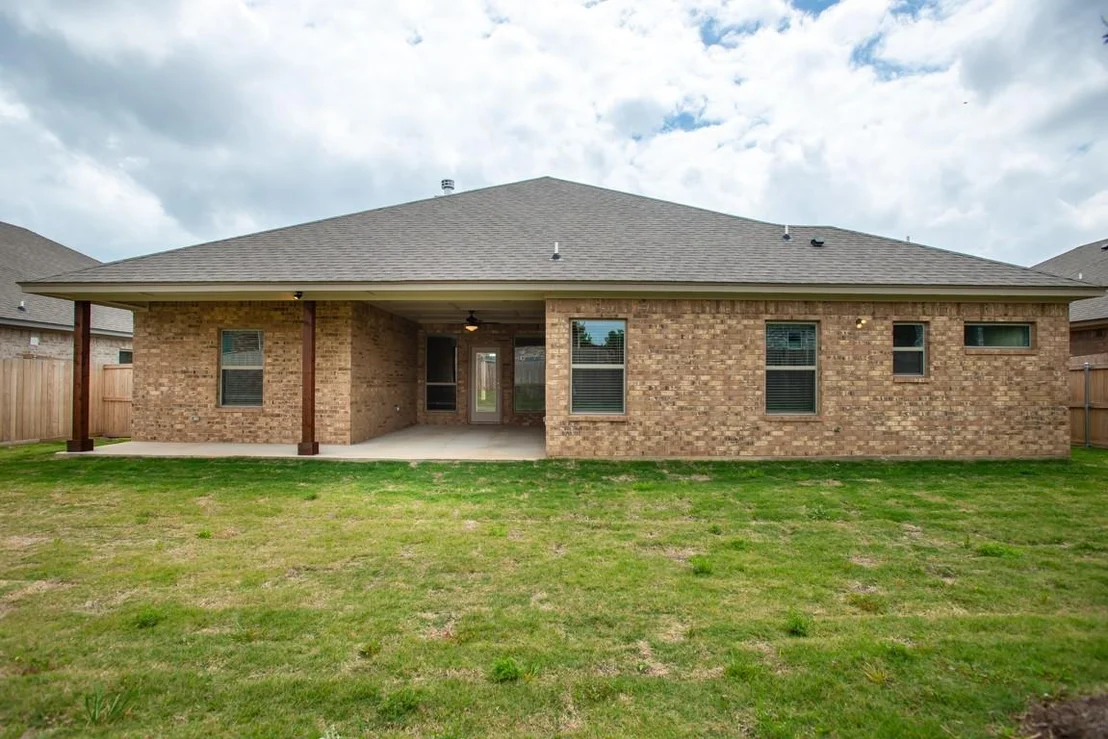 Photo of 1018 Winchester DR
