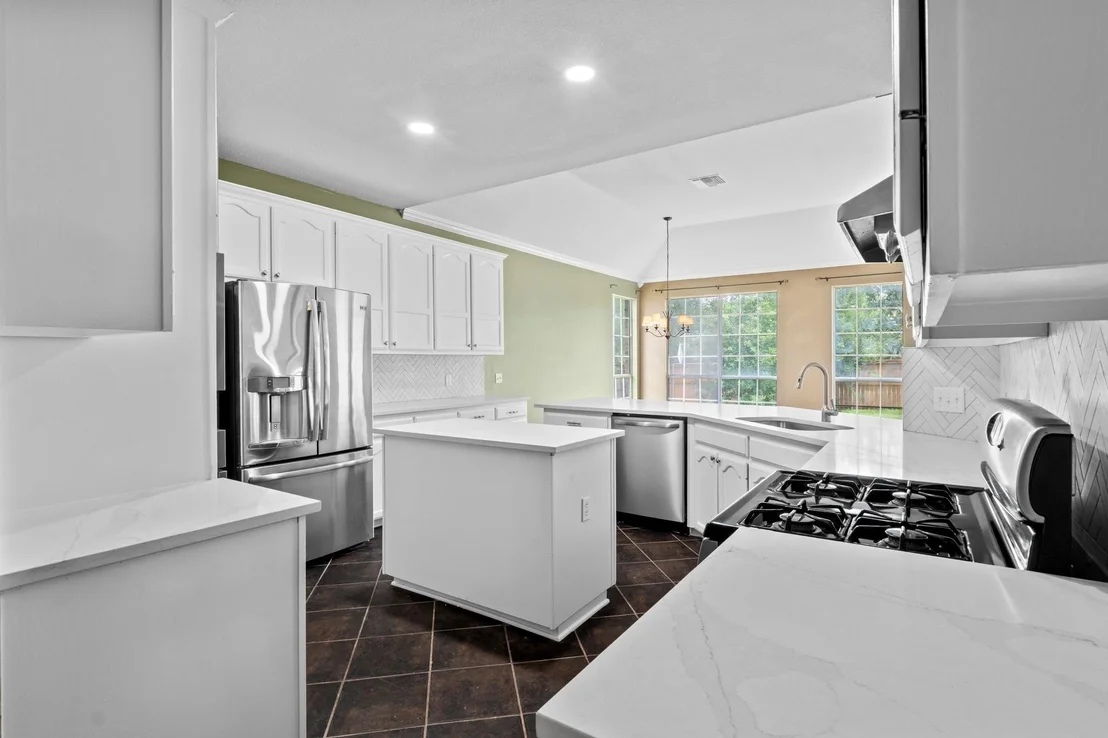 Photo of 8605 Axis DR