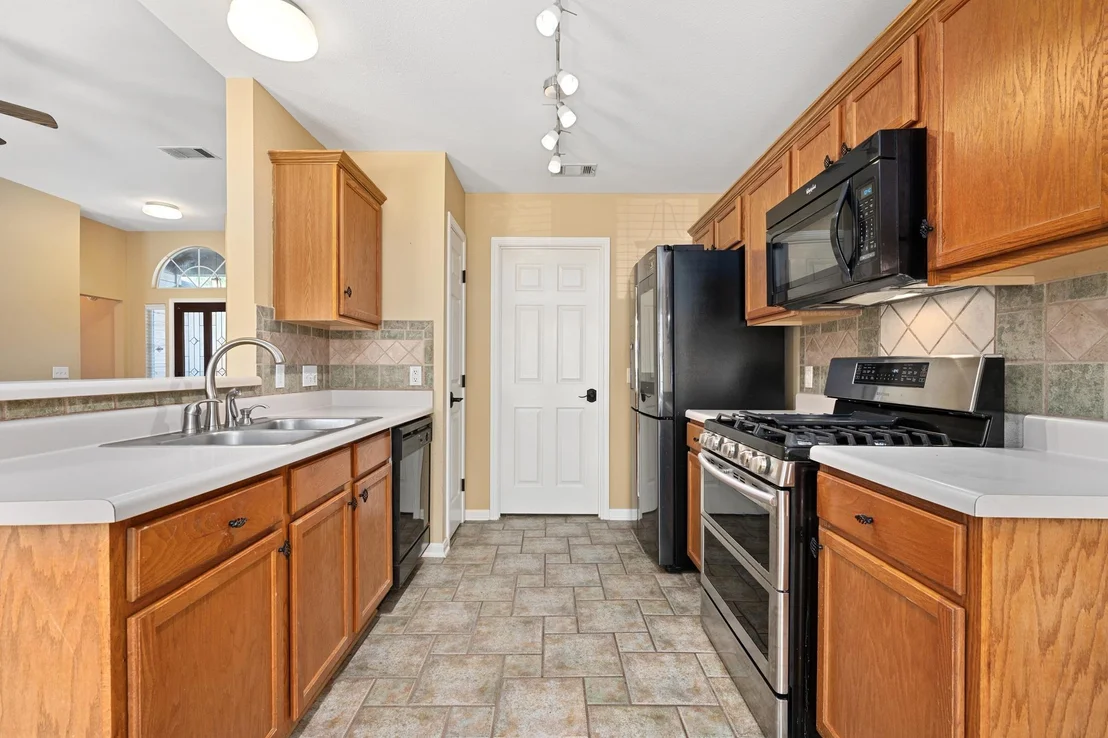 Photo of 600 Sparkling Brook LN