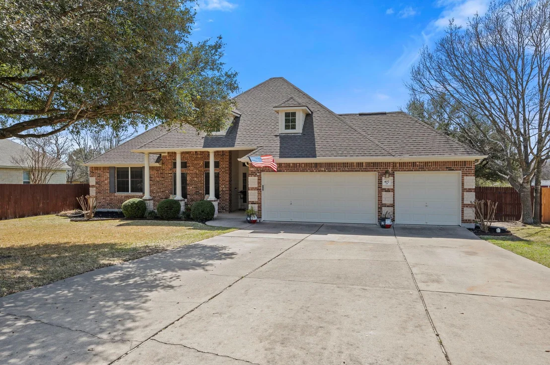 Photo of 407 Stansted Manor DR