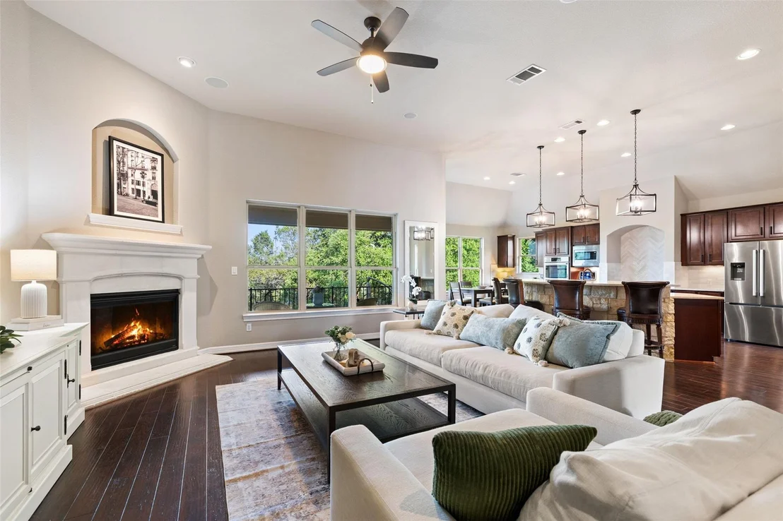 Photo of 210 Lake Como DR