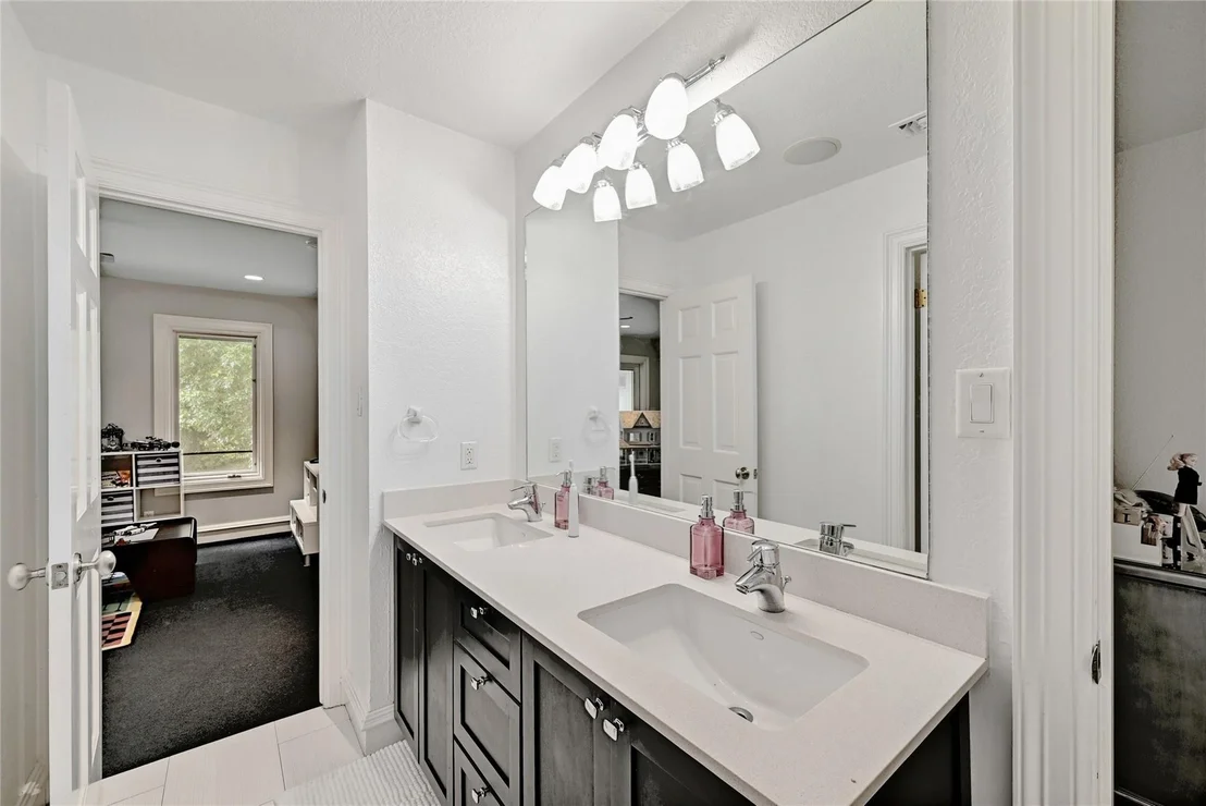 Photo of 2600 ALLSTON LN