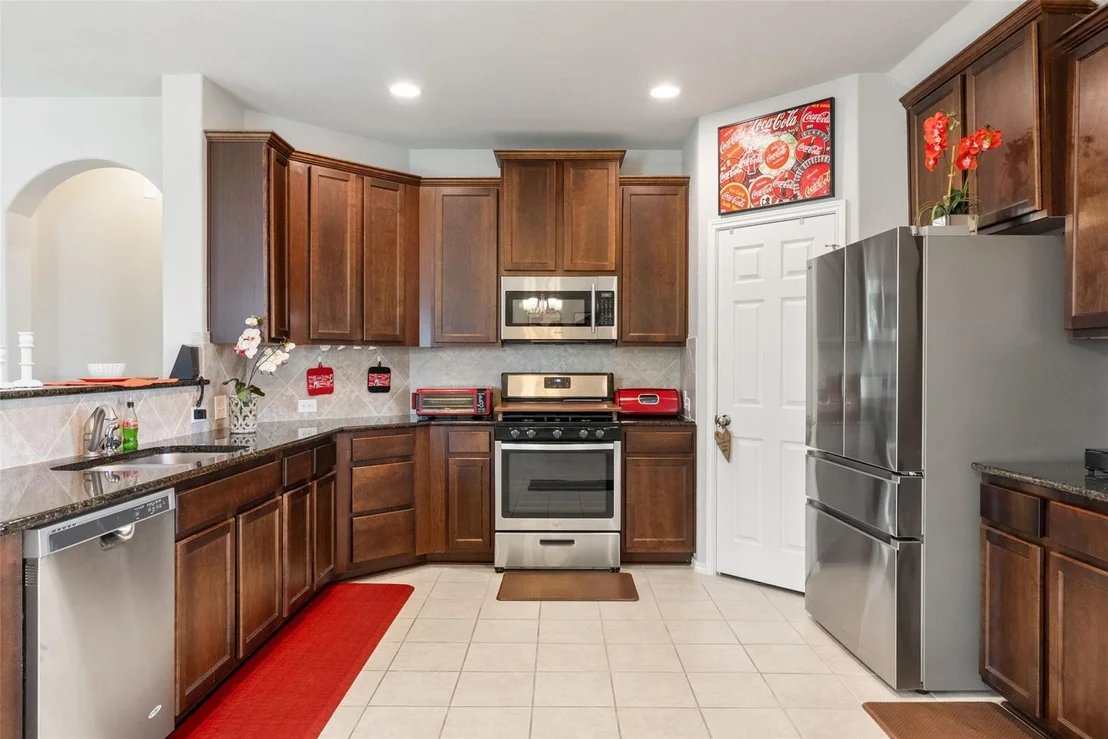 Photo of 5980 Heron DR