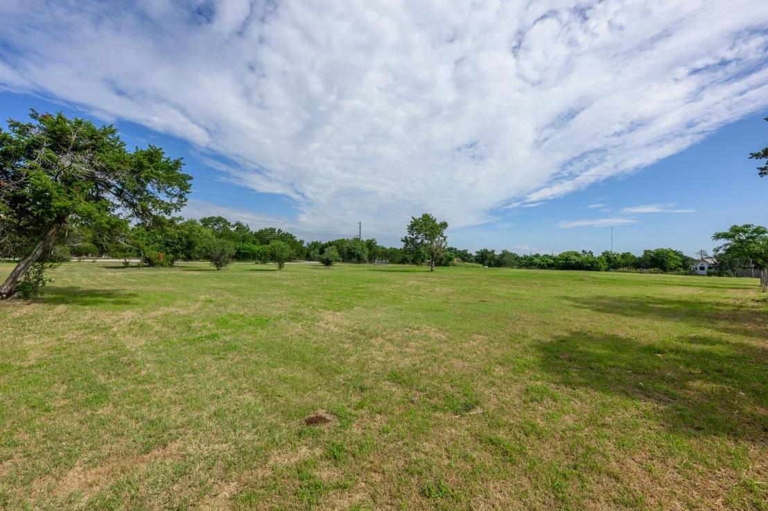 Photo of 408 Mesa Oaks RD