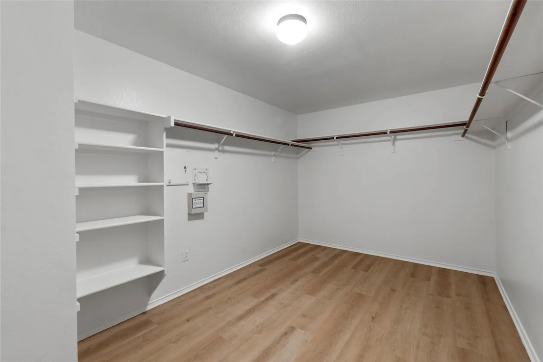 Photo of 6033 Almelo DR