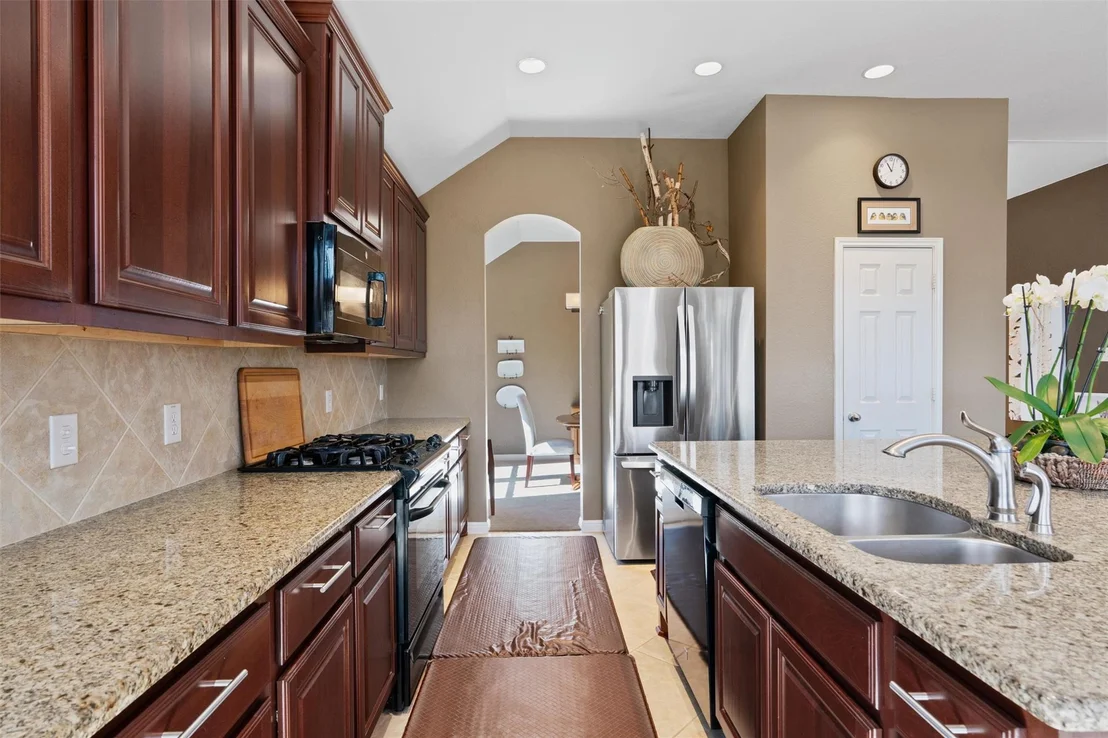 Photo of 2806 Prosperity