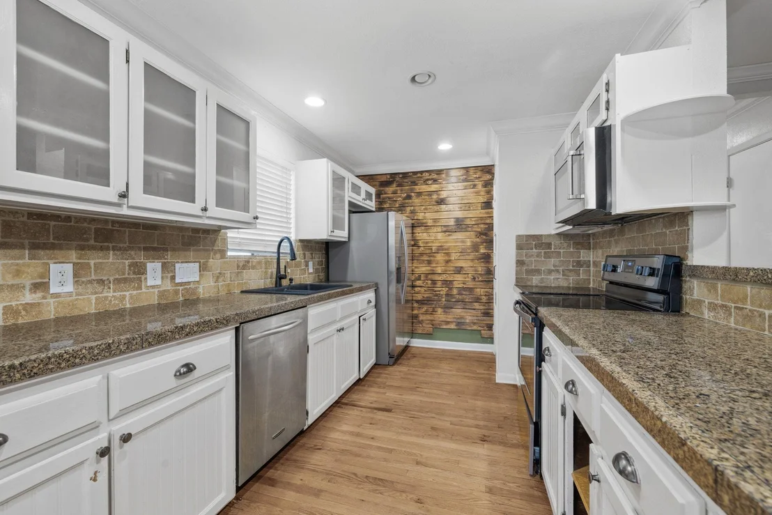 Photo of 2206 Castlewood TRL