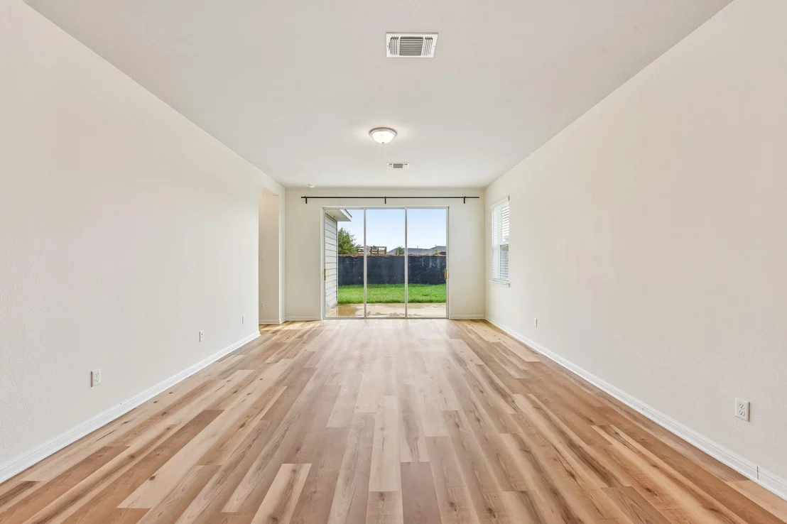Photo of 128 Lacey Oak LOOP
