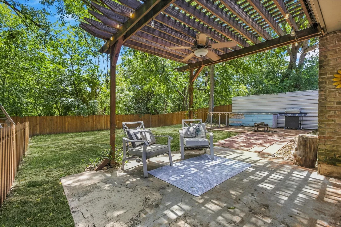 Photo of 5430 Salem Walk DR