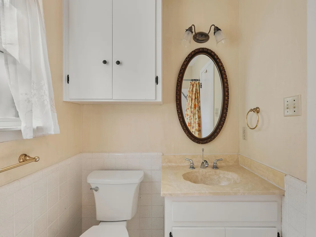 Photo of 7601 Parkview CIR
