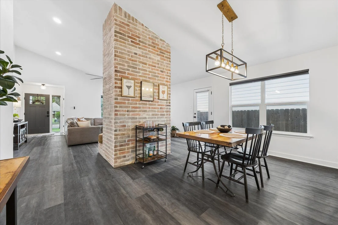 Photo of 15106 Natural Spring WAY