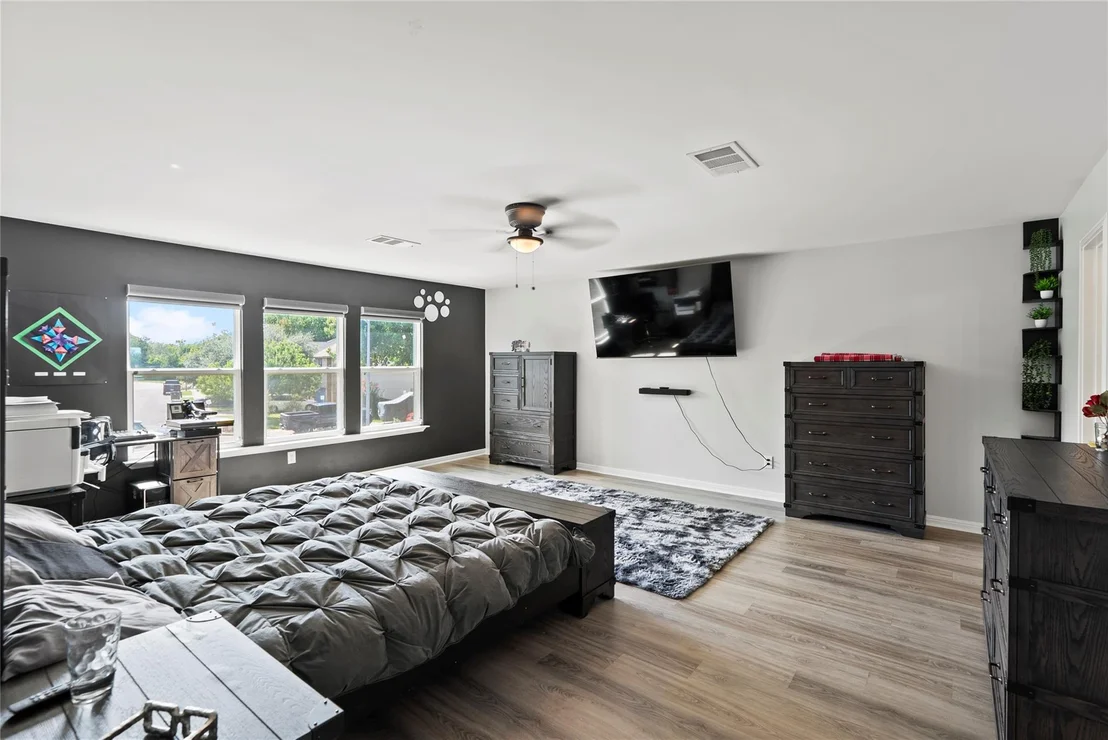 Photo of 1160 Forest Bluff TRL