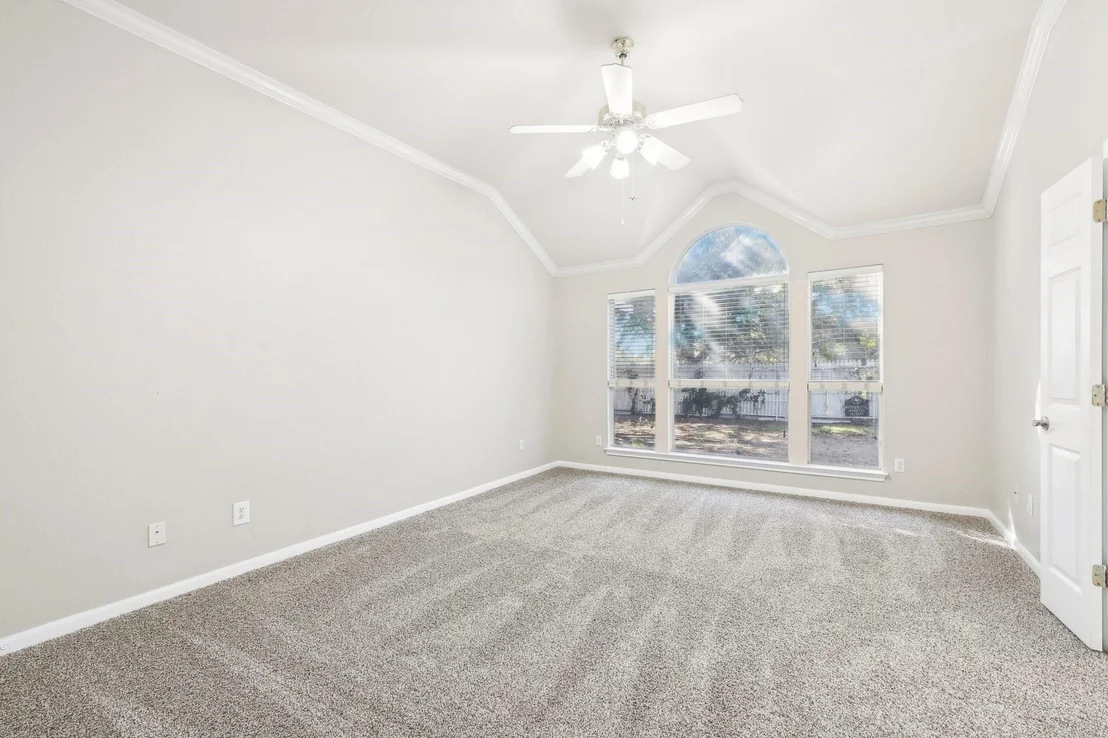 Photo of 127 Hickory LN