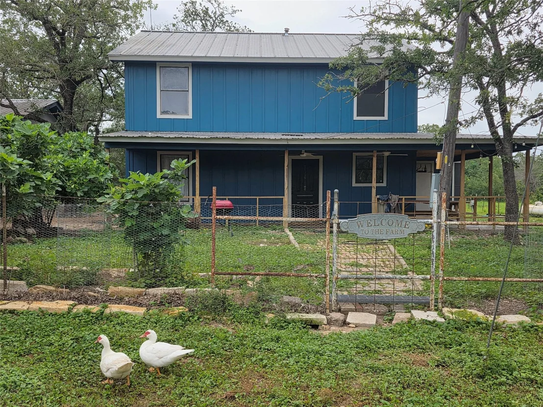 Photo of 376 Jones RD