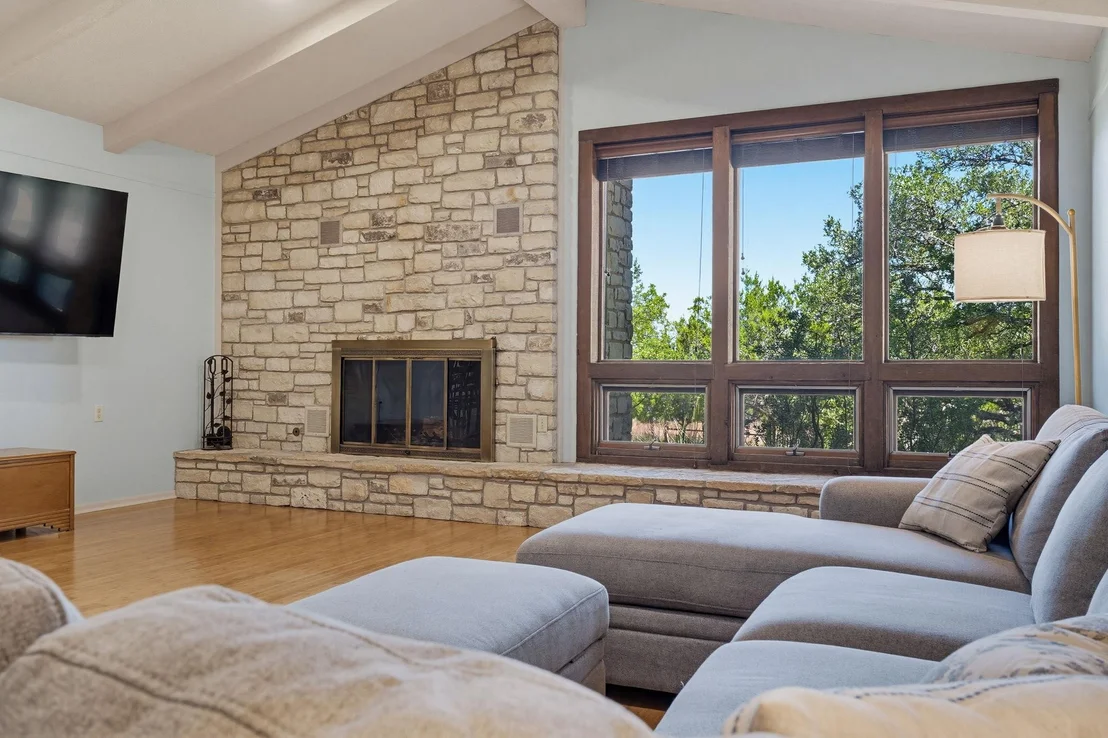Photo of 20 Sheppard LN