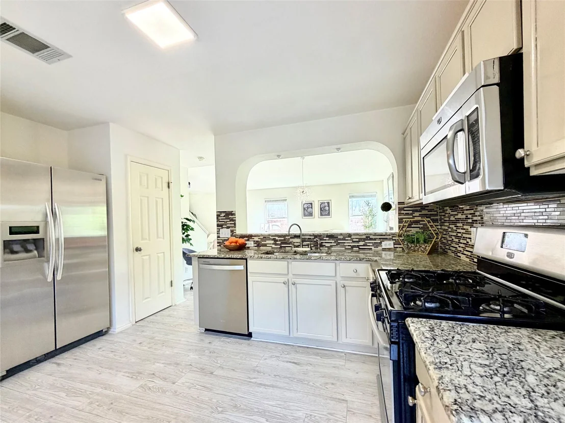Photo of 9802 Copper Creek DR