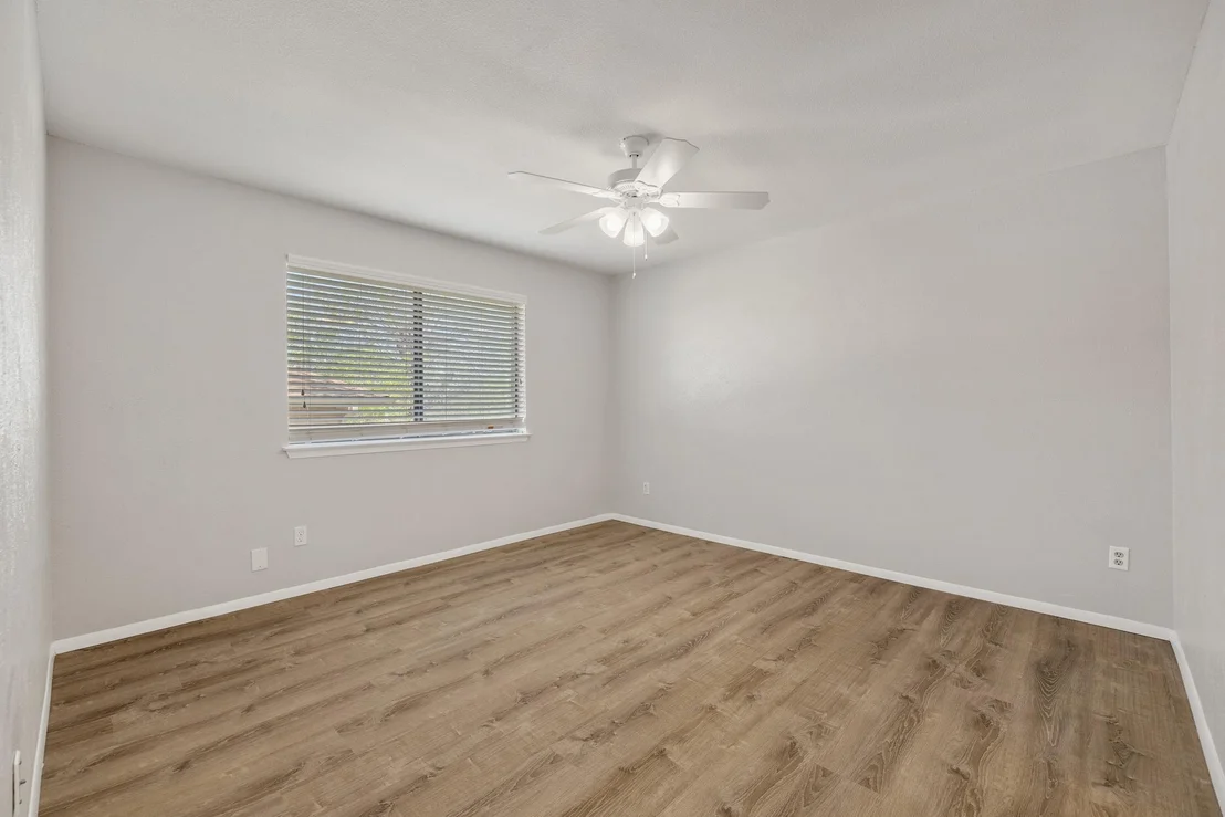 Photo of 1101 Huntridge DR