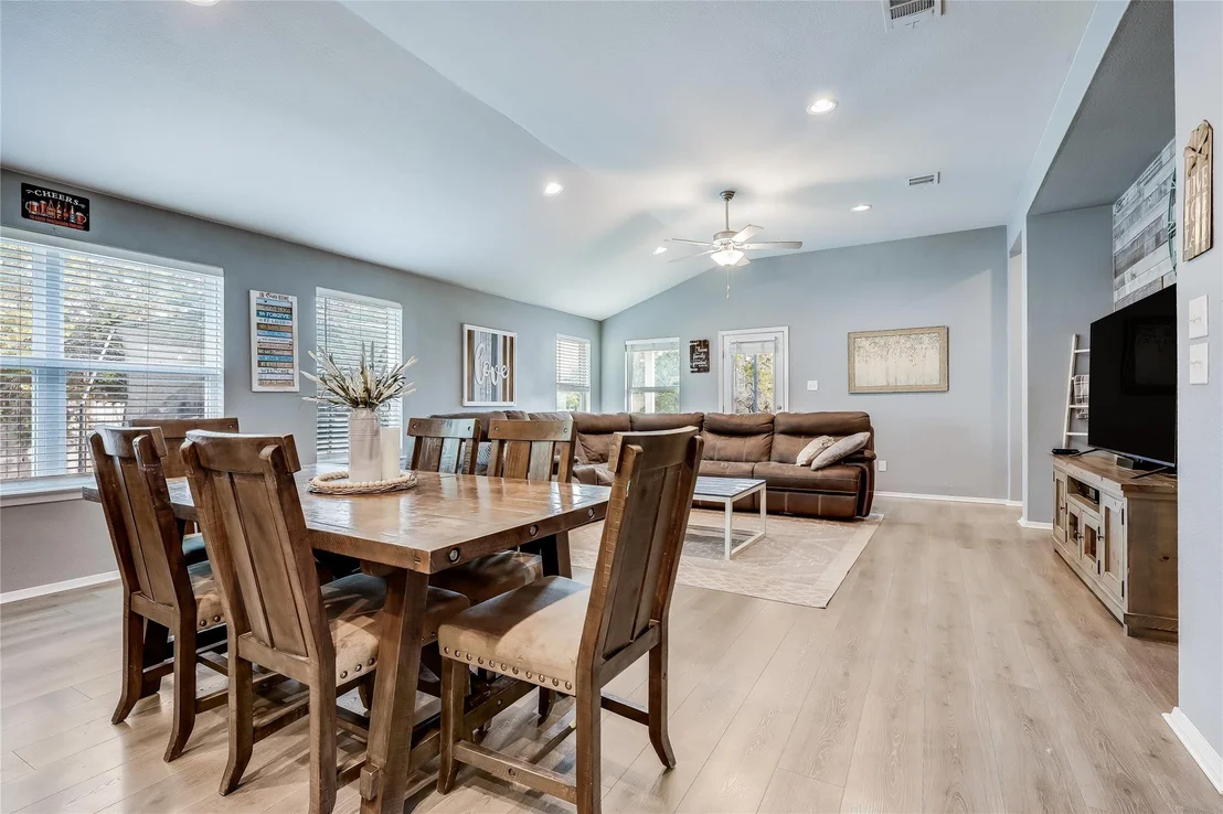 Photo of 4116 Hillside DR