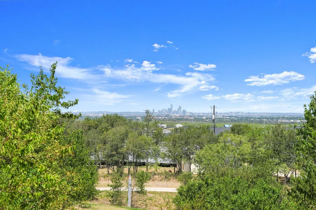 Photo of 15701 Forest Glen CV