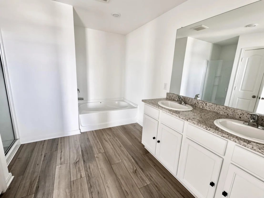 Photo of 267 Surrey Oaks