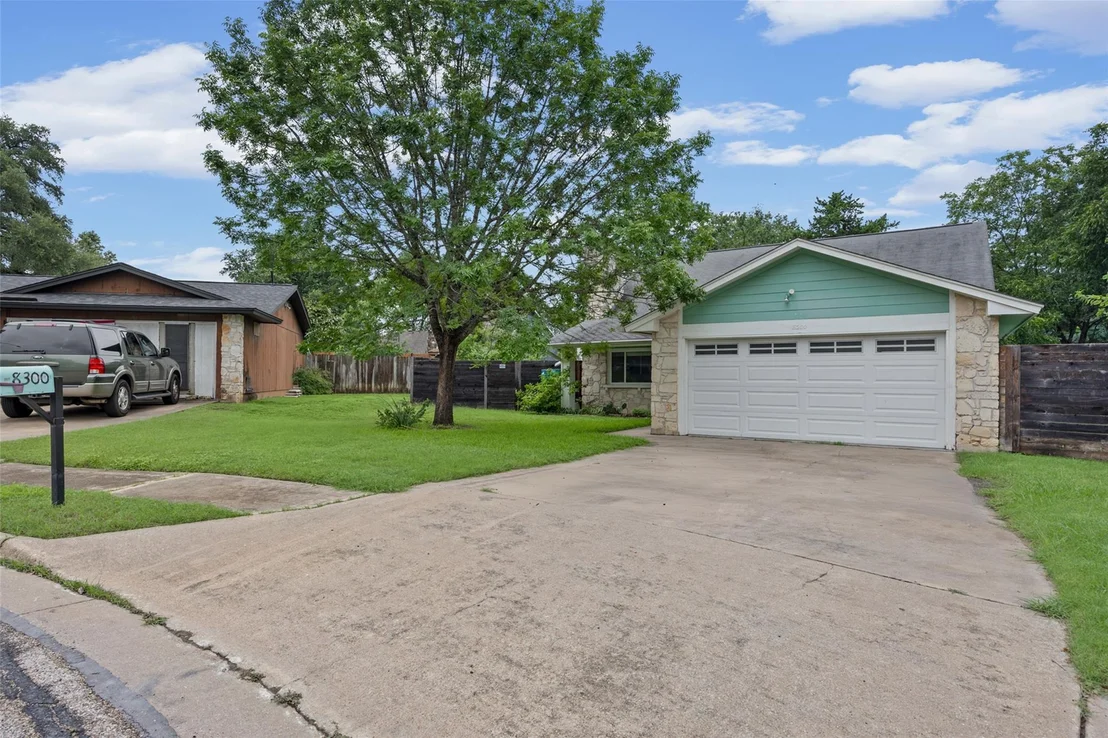 Photo of 8300 Belclaire CIR