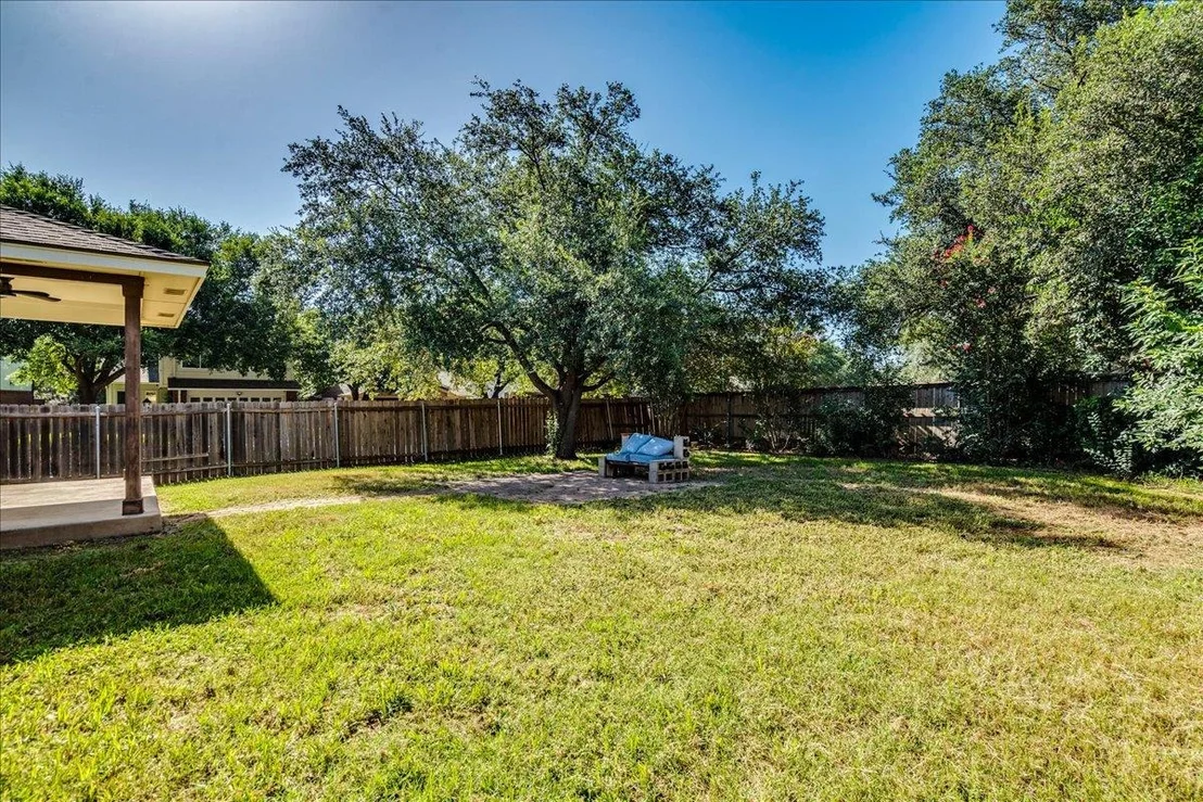 Photo of 1701 Friars Tale LN