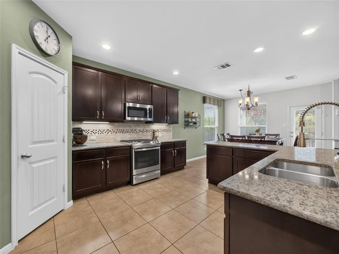 Photo of 101 Paul Azinger DR