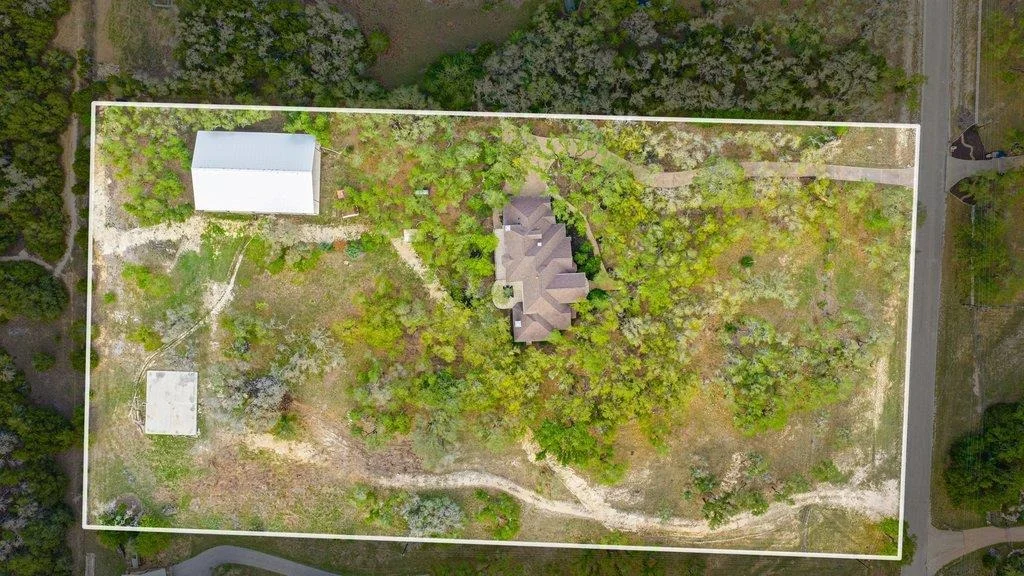 Photo of 999 Enchanted Oaks DR