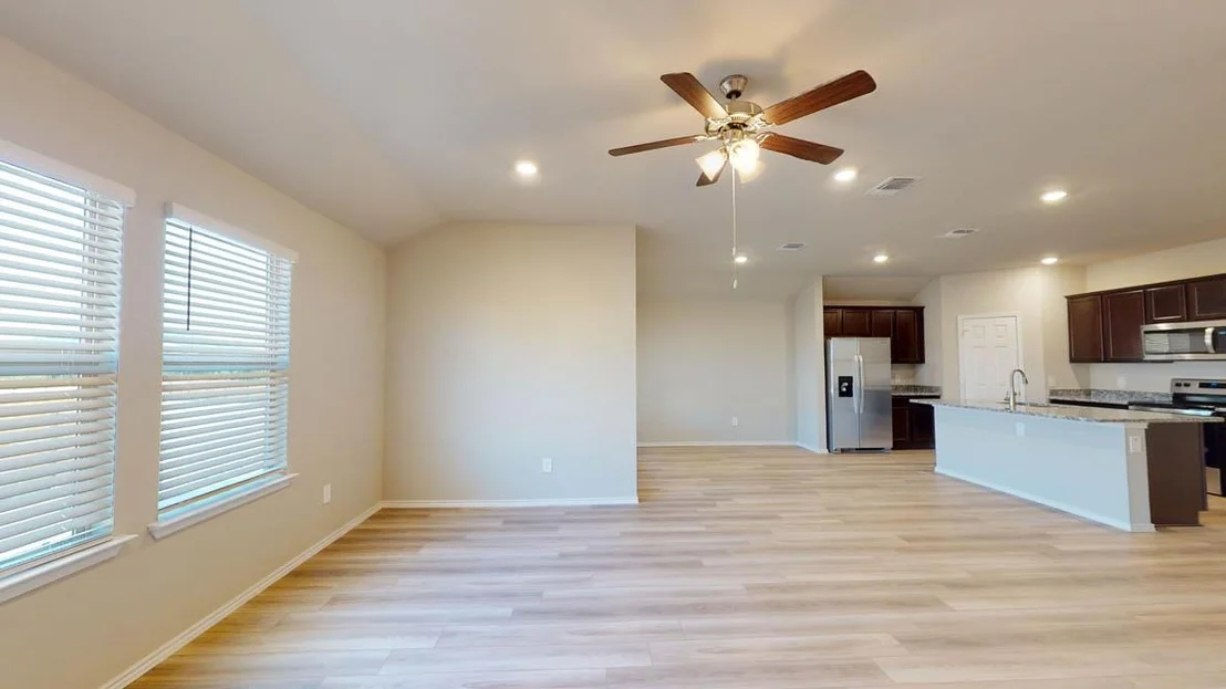 Photo of 575 Hector LOOP