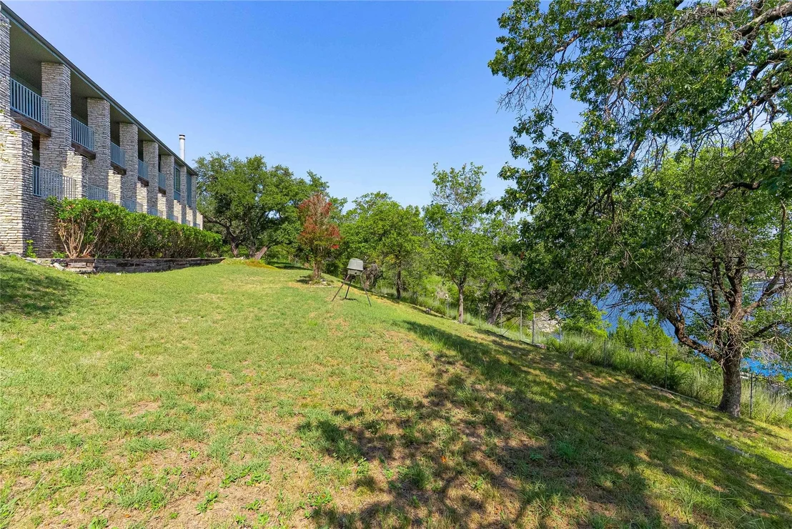 Photo of 18106 Travis CIR