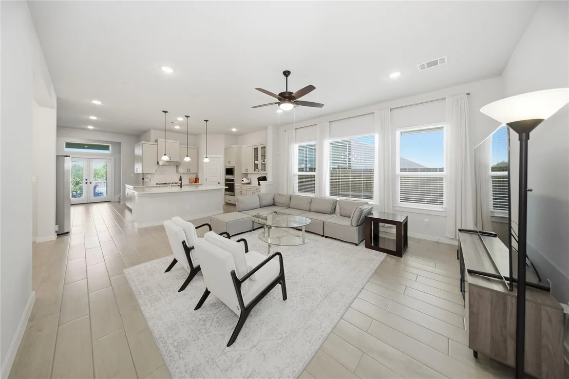 Photo of 616 Saturnia DR