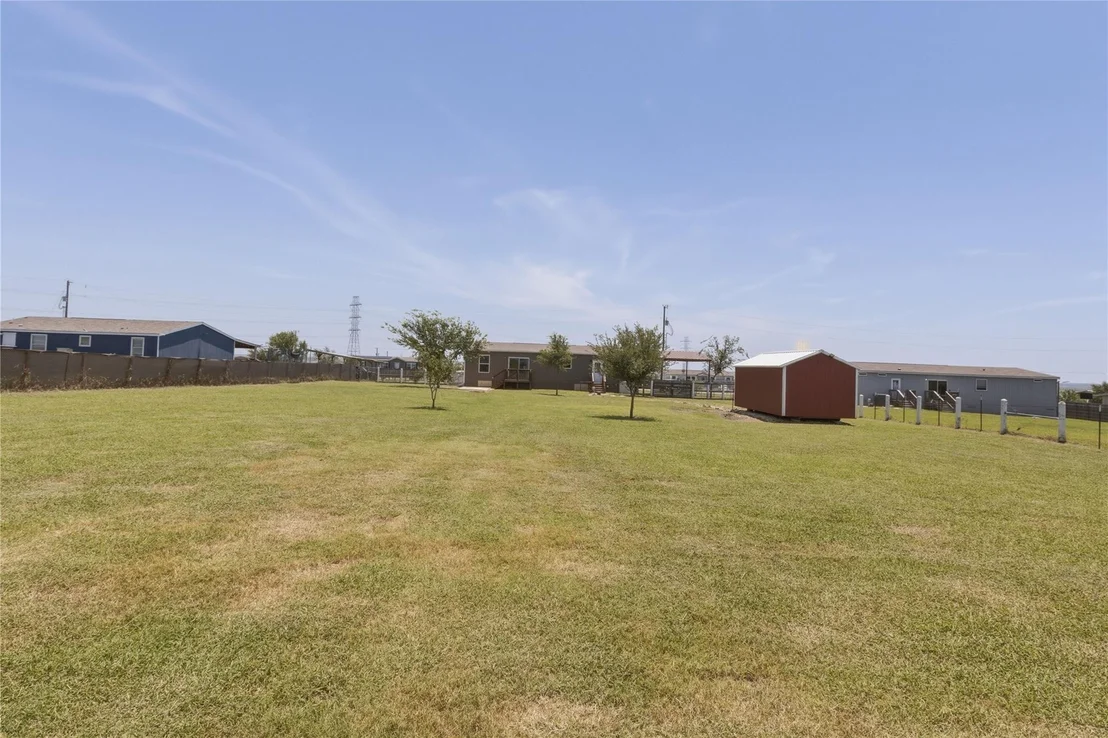 Photo of 293 Alma LN