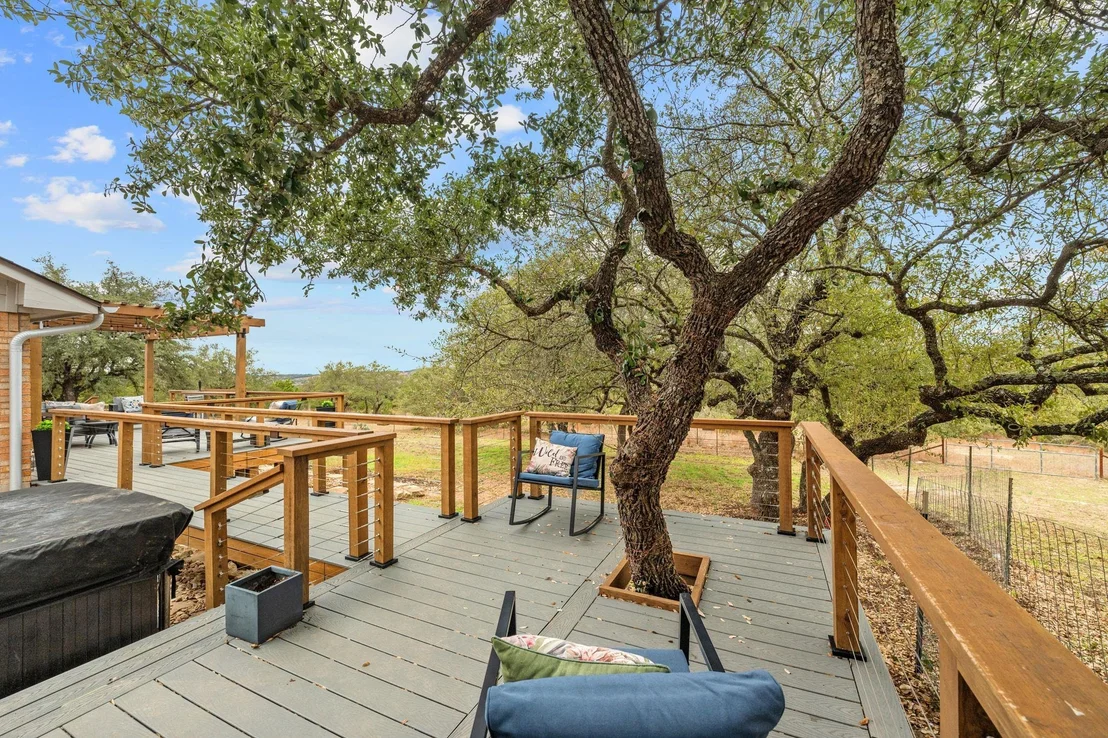 Photo of 401 Ranchview RD