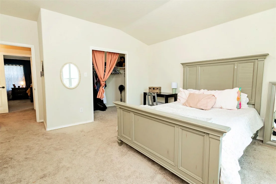 Photo of 5309 White Rock