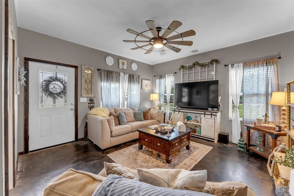 Photo of 1619 County Road 340