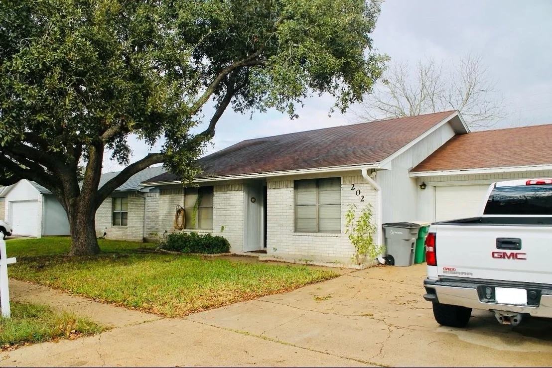 Photo of 202 Byron DR