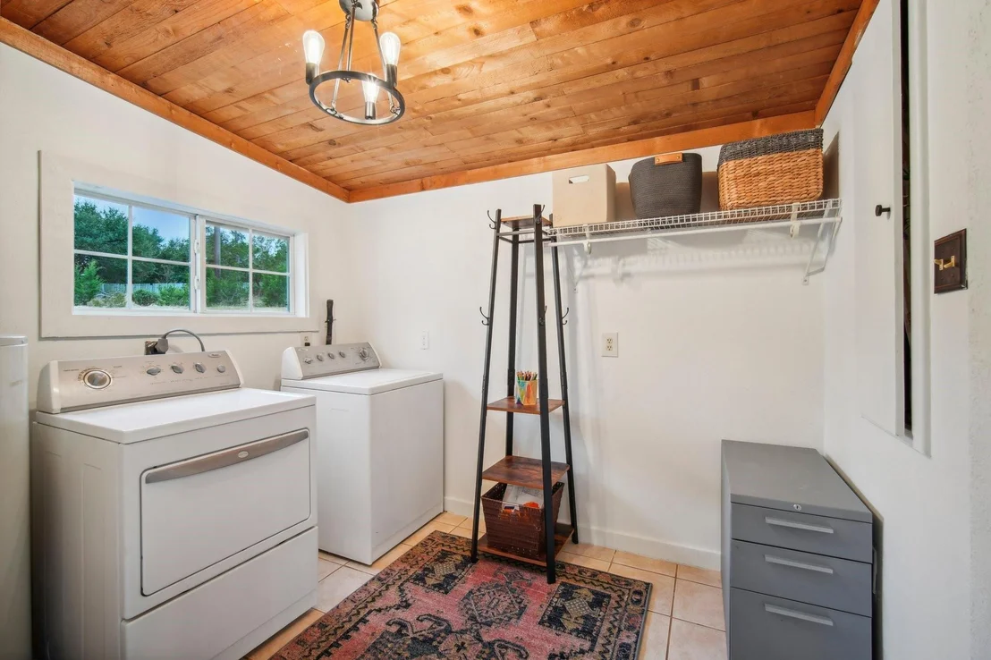 Photo of 1815 Spring Valley DR