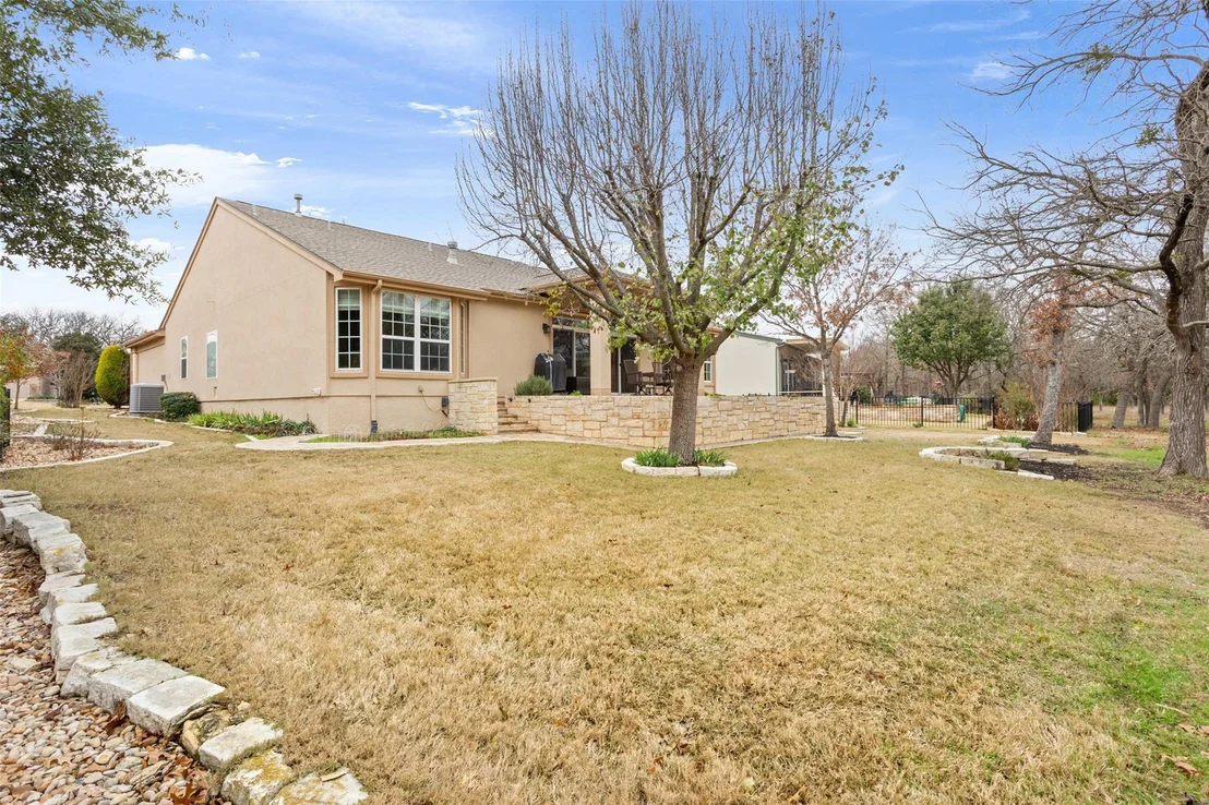 Photo of 619 Breezeway LN