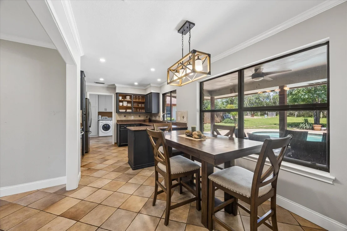 Photo of 208 Maple DR