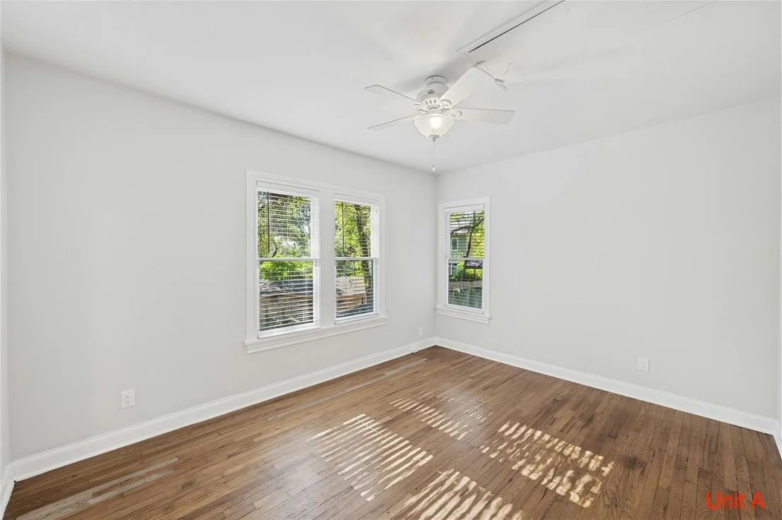 Photo of 2301 W 10th ST
