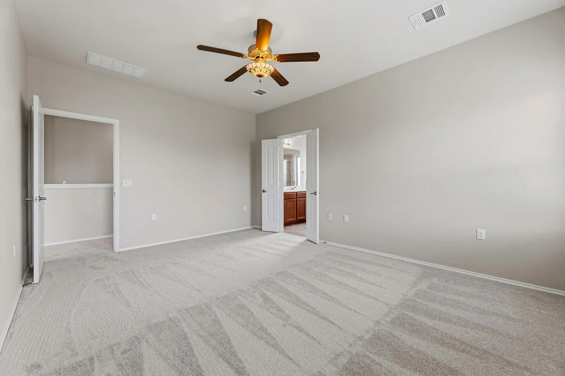 Photo of 10217 Pinnacle Crest LOOP