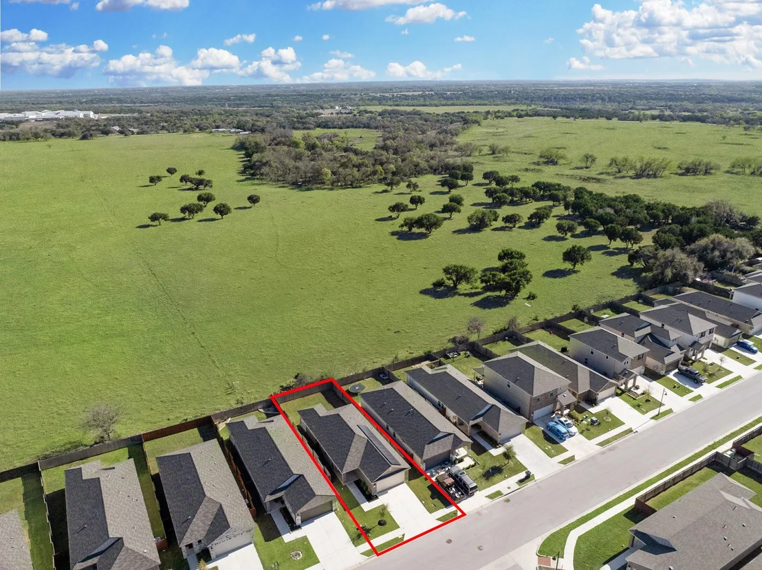 Photo of 200 Longmount CV