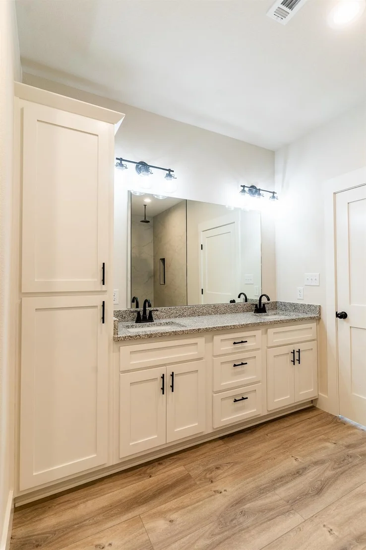 Photo of 320 String Prairie WAY
