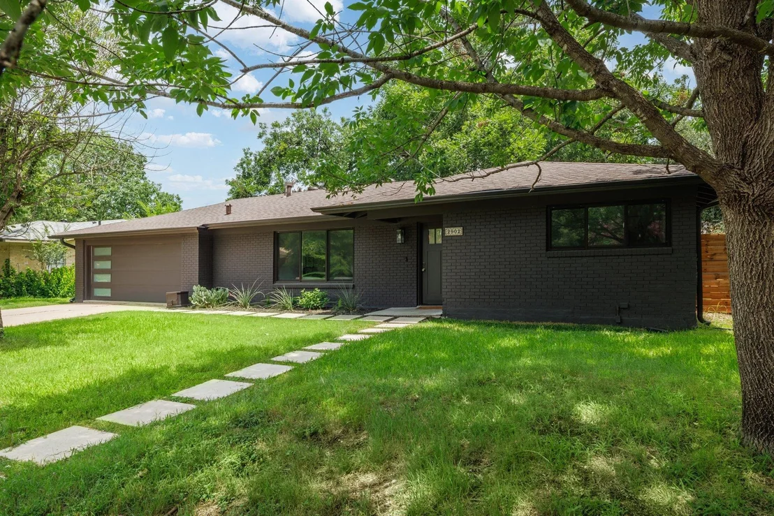 Photo of 2902 Skylark DR