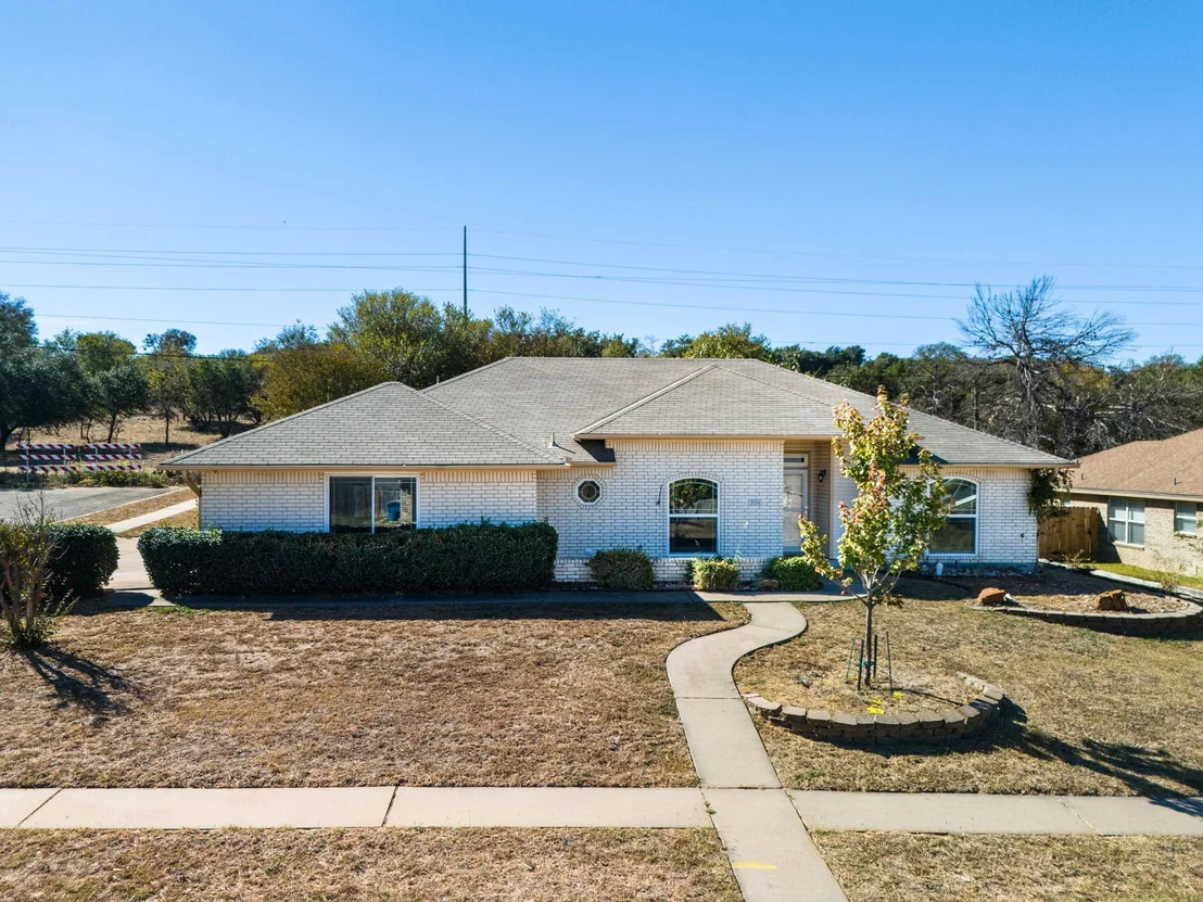 Photo of 906 Northern Dancer DR