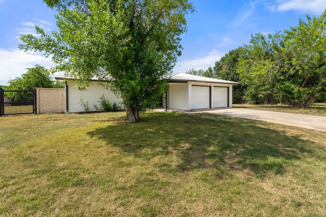 Photo of 1500 Wildflower DR