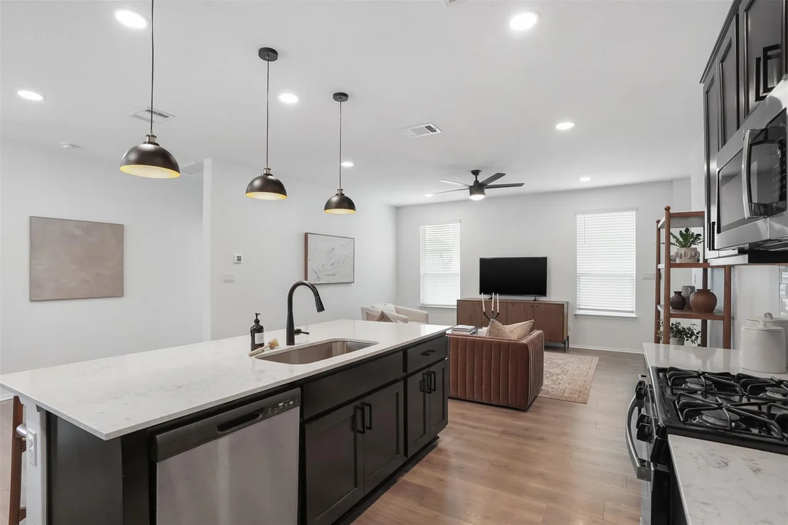 Photo of 147 Heather Glen WAY